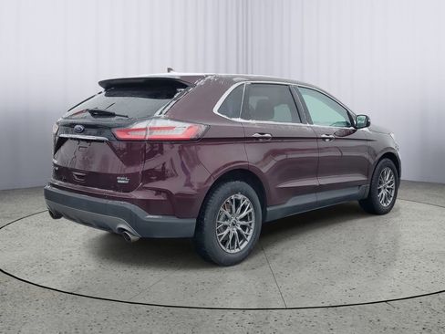 Used 2020 Ford Edge SEL w/ Convenience Package image 3