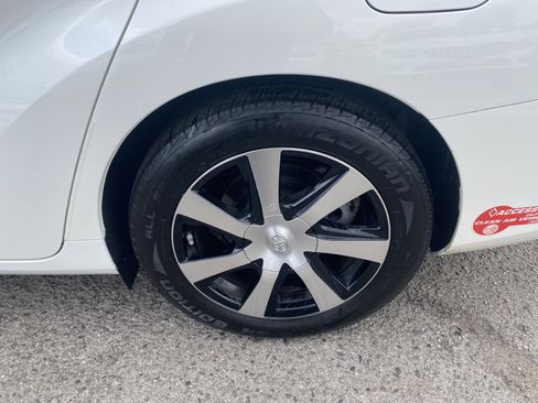 Used 2018 Toyota Mirai image 10