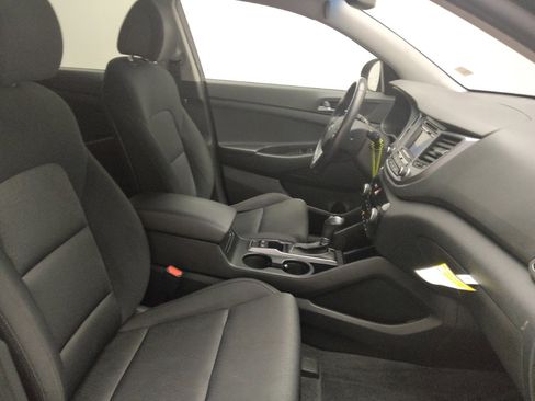 Used 2016 Hyundai Tucson Sport image 21