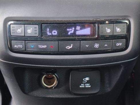 Used 2024 Hyundai Palisade SEL FWD image 31