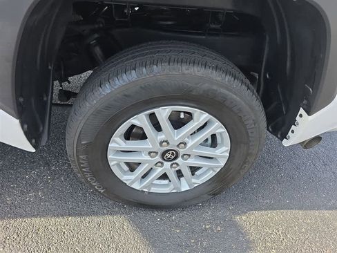 Used 2025 Toyota Tundra SR5 AWD/4WD image 46