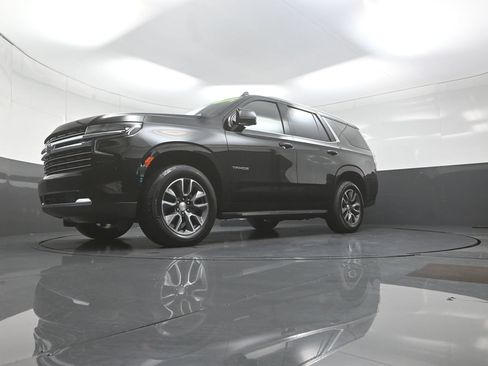 Used 2022 Chevrolet Tahoe LT w/ Luxury Package AWD/4WD image 11