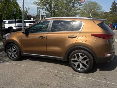 Used 2017 Kia Sportage SX AWD/4WD image 3