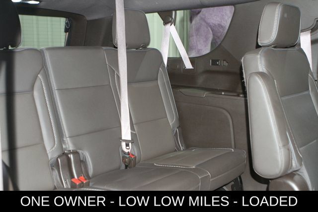 Used 2022 GMC Yukon XL Denali AWD/4WD image 29