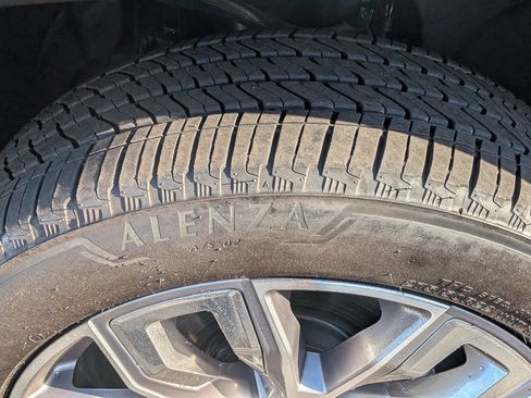 Certified 2025 GMC Sierra 1500 Denali image 11