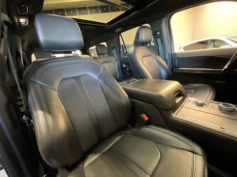 Used 2021 Ford Expedition Max Limited image 21
