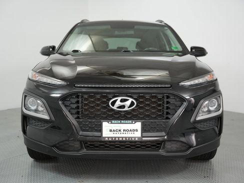 Used 2018 Hyundai Kona SEL image 2