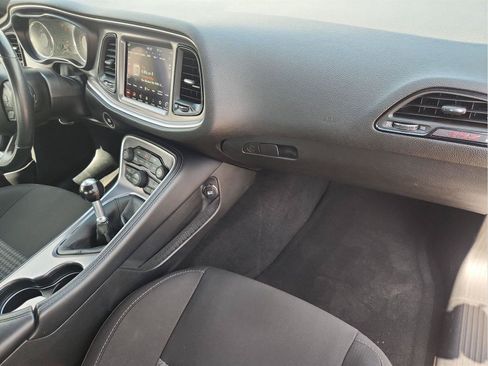 Used 2021 Dodge Challenger R/T Scat Pack RWD image 27