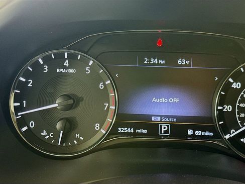 Used 2022 INFINITI QX80 Premium Select w/ Cargo Package image 14