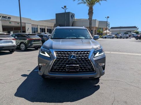 Used 2023 Lexus GX 460 Premium w/ Premium Package image 2