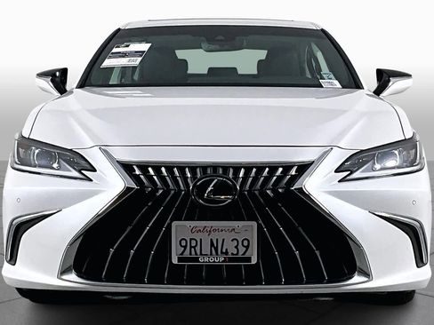 Used 2025 Lexus ES 350 w/ Premium Package image 3