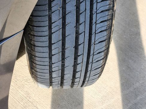 Used 2021 Nissan Sentra SV image 12