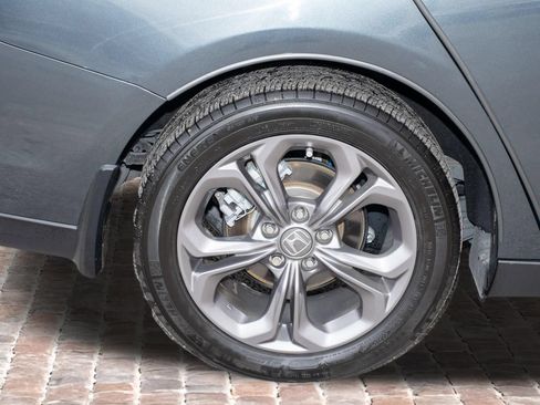 Certified 2024 Honda Accord EX image 40