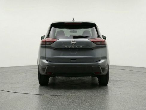 Used 2025 Nissan Rogue SV image 7