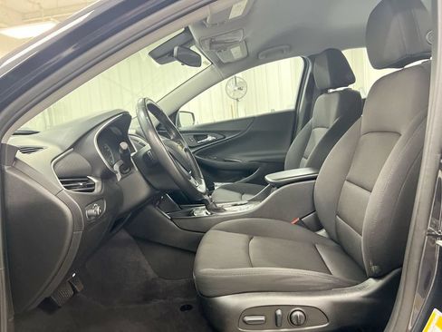 Used 2022 Chevrolet Malibu RS FWD image 18