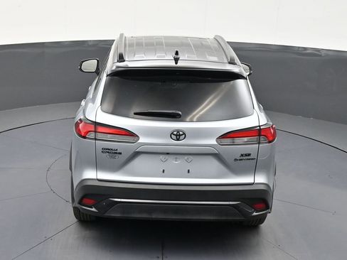 Used 2025 Toyota Corolla Cross AWD Hybrid w/ Convenience Package image 15