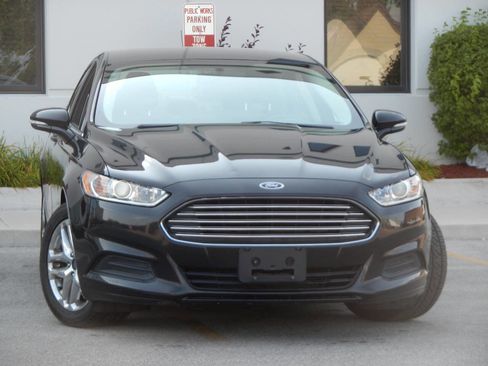 Used 2013 Ford Fusion SE image 5