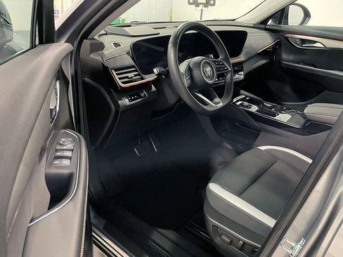 Used 2025 Buick Envision Sport Touring image 17