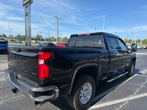 Used 2024 Chevrolet Silverado 2500 LTZ RWD image 5