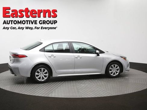 Used 2025 Toyota Corolla LE FWD image 42