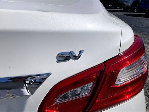 Used 2016 Nissan Altima 2.5 SV w/ Convenience Package FWD image 24