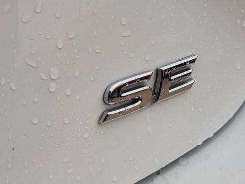 Used 2026 Toyota Camry SE w/ Multimedia Upgrade Package AWD/4WD image 7