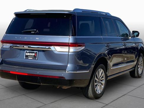 Used 2023 Lincoln Navigator 4WD image 13