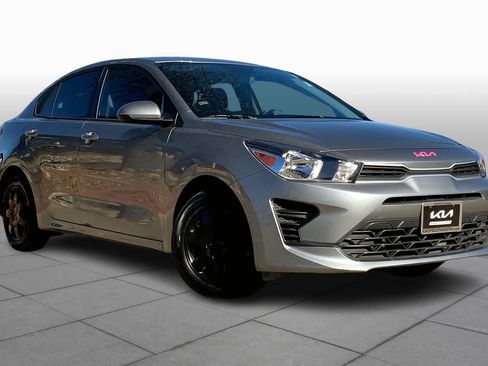 Used 2022 Kia Rio S FWD image 3