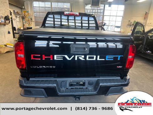 Used 2022 Chevrolet Colorado LT image 3