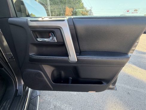 Used 2014 Toyota 4Runner Limited AWD/4WD image 16