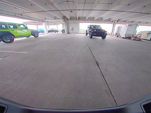 New 2025 Jeep Gladiator Sport image 20