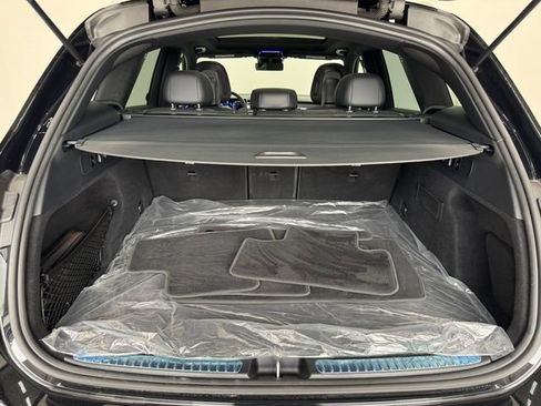 Certified 2026 Mercedes-Benz GLC 300 image 8