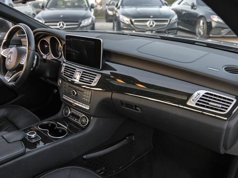 Used 2016 Mercedes-Benz CLS 400 image 8