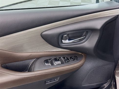 Used 2017 Nissan Murano Platinum w/ Platinum Technology Package image 18