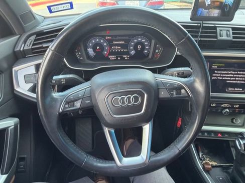 Used 2020 Audi Q3 2.0T Premium w/ Convenience Package AWD/4WD image 16