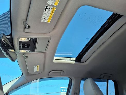 Used 2023 Honda Ridgeline RTL-E image 12