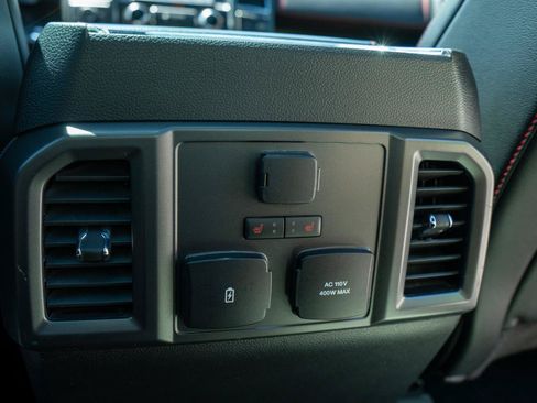 Used 2018 Ford F150 Lariat w/ Equipment Group 502A Luxury AWD/4WD image 25