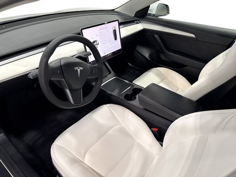 Certified 2021 Tesla Model 3 Long Range AWD/4WD image 9