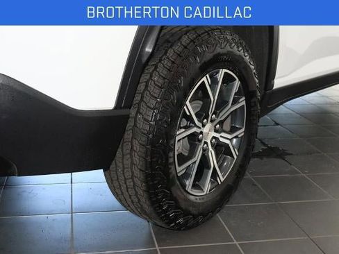 Certified 2025 GMC Acadia AT4 AWD/4WD image 15