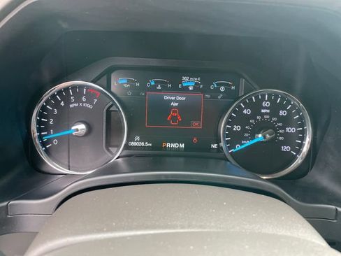 Used 2018 Ford Expedition Max XLT w/ Equipment Group 202A AWD/4WD image 17