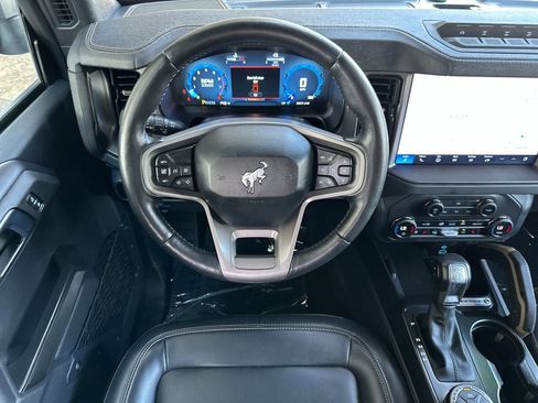 Certified 2025 Ford Bronco Badlands AWD/4WD image 13