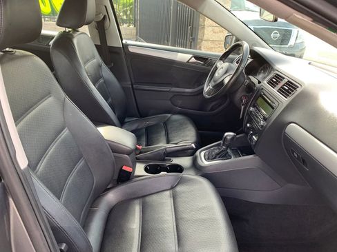 Used 2013 Volkswagen Jetta SE image 13