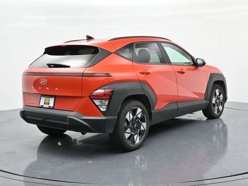 Used 2024 Hyundai Kona SEL image 6