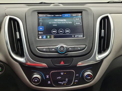 Used 2019 Chevrolet Equinox LS w/ LS Convenience Package FWD image 25