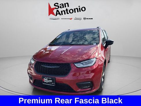 New 2026 Chrysler Pacifica Select w/ S Appearance Package FWD image 6