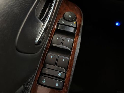 Used 2012 Chevrolet Tahoe LT image 18