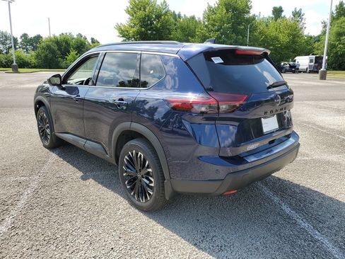 New 2026 Nissan Rogue Dark Armor AWD/4WD image 3