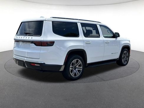 Used 2023 Jeep Wagoneer 4WD w/ Premium Group I image 6