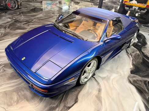 Used 1999 Ferrari F355 Spider RWD image 16
