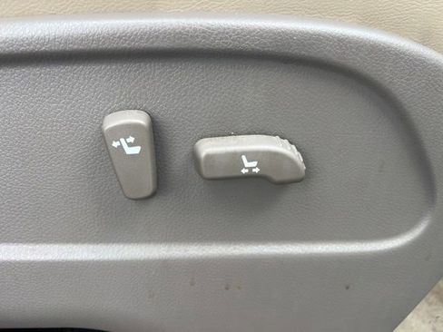 Used 2009 Nissan Murano SL w/ Technology Pkg image 34